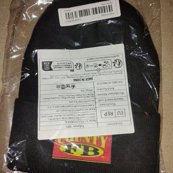 Men's black FB Country knit winter gloves and beanie set. Made in China. - Picture 5 of 7